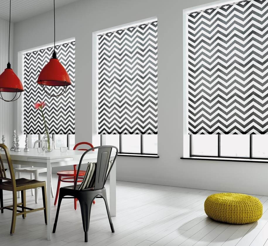 when were venetian blinds first used uk