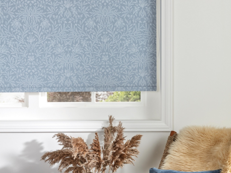 roller-blinds installer