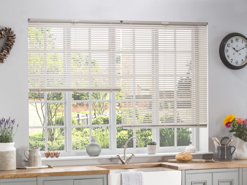 venetian blinds gosforth