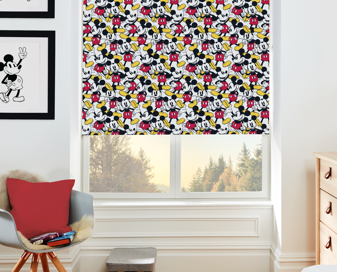 Patterned children's bedroom blinds