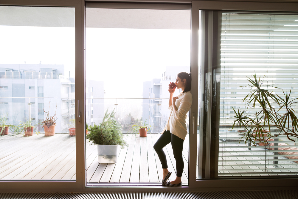 What Styles Make the Best Balcony Door Blinds?